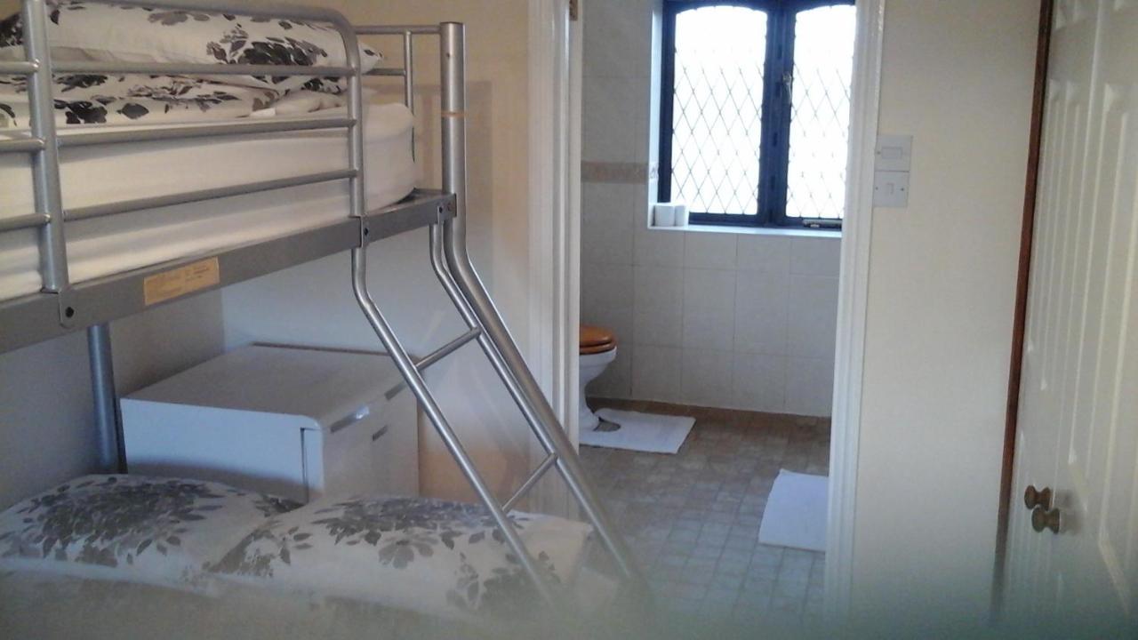 וויסבק Elm House Accommodation מראה חיצוני תמונה