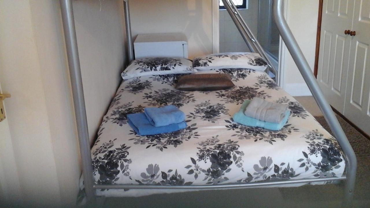 וויסבק Elm House Accommodation מראה חיצוני תמונה