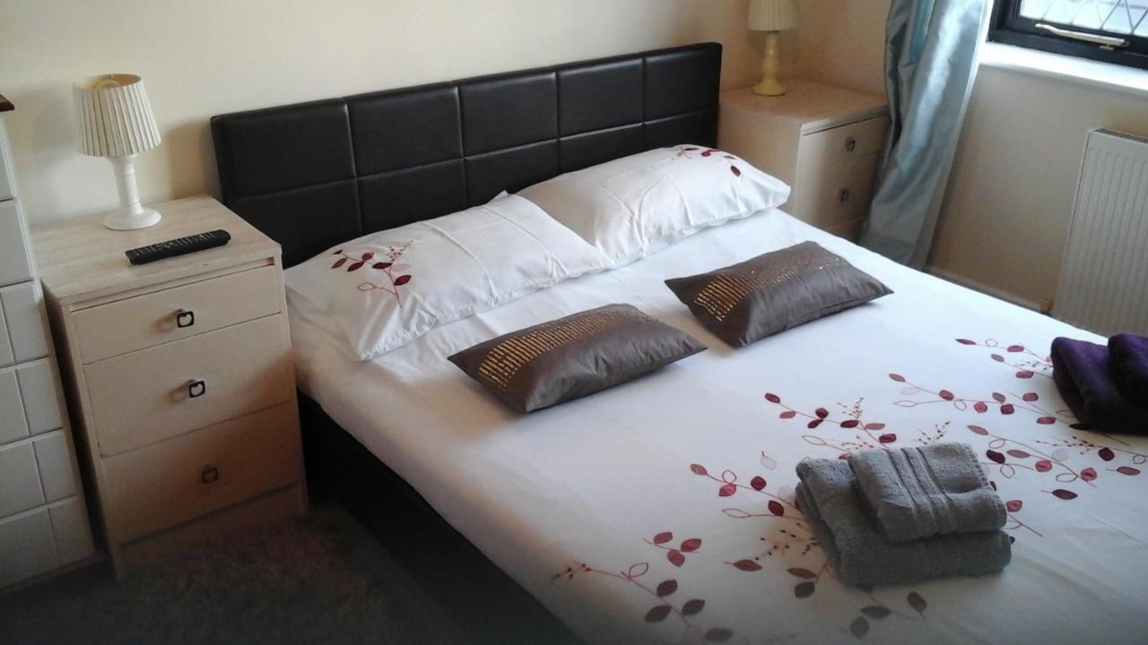 וויסבק Elm House Accommodation מראה חיצוני תמונה