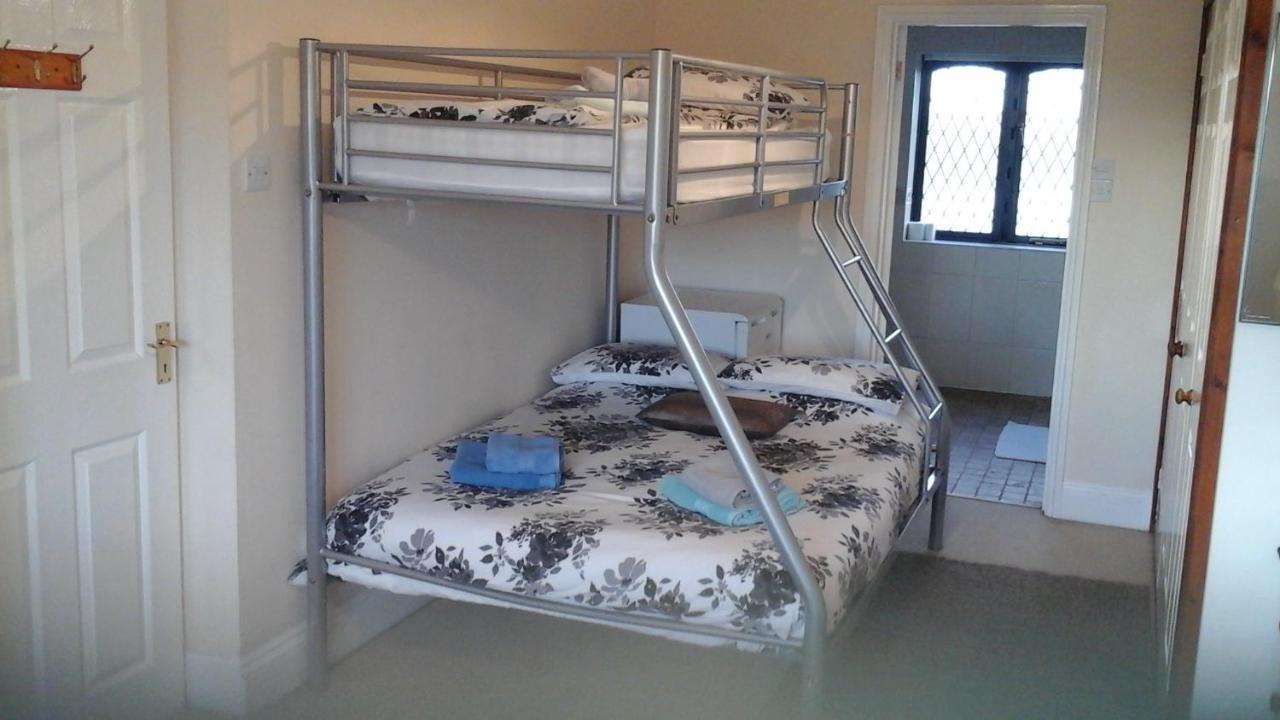 וויסבק Elm House Accommodation מראה חיצוני תמונה