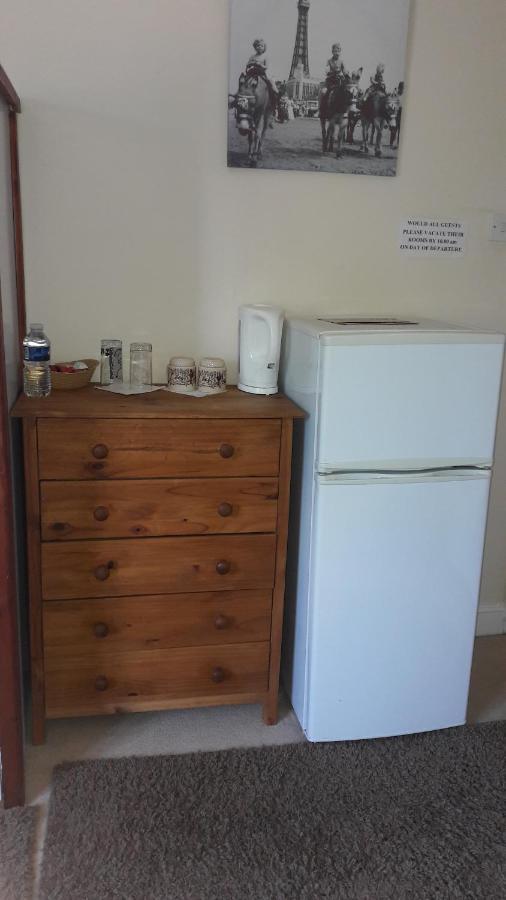 וויסבק Elm House Accommodation מראה חיצוני תמונה